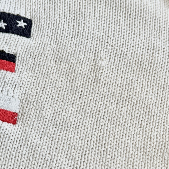 Marled Cream Crew Neck Sweater with Americana Love Graphic (size M) - Picture 15 of 15